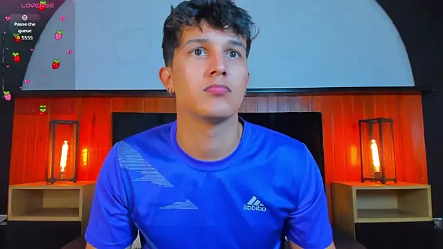 Leo Savage  online show from April 2026 03:37:02 AM