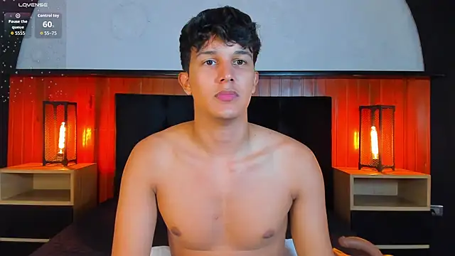 Leo Savage  online show from May 2026 04:28:02 AM