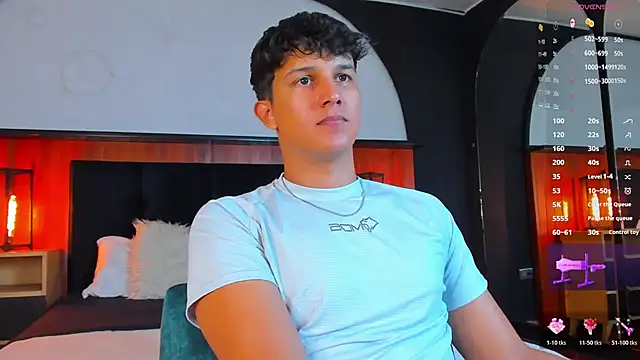 Leo Savage  online show from May 2026 04:07:02 AM