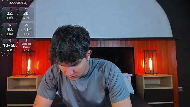 Leo Savage  online show from May 2026 04:29:02 AM