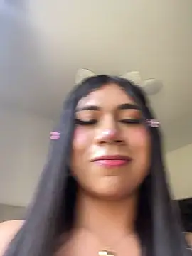 LiaSaenz27 online show from October 2025 09:15:01 PM