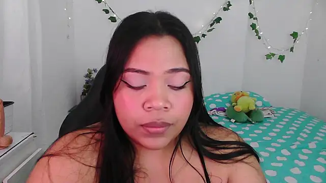 Juicy elenxx online show from June 2026 10:57:01 PM