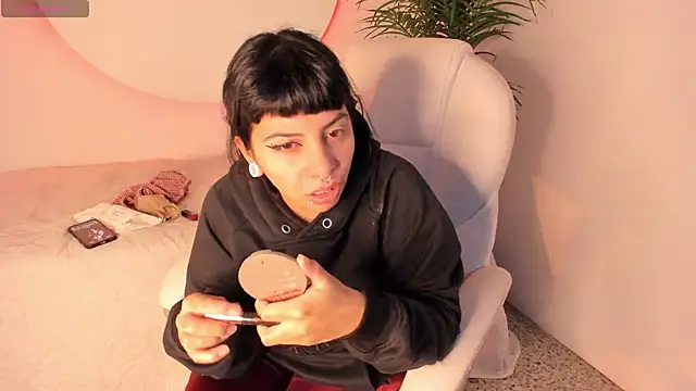 Snapshot of emily-santoss chatting on September 2025 12:53:01 PM emily-santoss online show from September 2025 12:53:01 PM