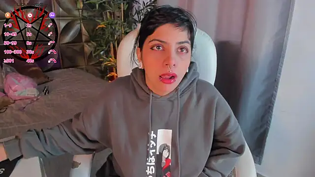 Snapshot of emily-santoss chatting on October 2025 12:36:01 PM emily-santoss online show from October 2025 12:36:01 PM