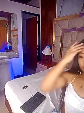 Snapshot of ValeriaJacobs chatting on October 2025 12:41:02 PM ValeriaJacobs online show from October 2025 12:41:02 PM