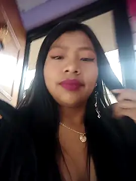 Snapshot of ValeriaJacobs chatting on October 2025 12:17:02 PM ValeriaJacobs online show from October 2025 12:17:02 PM