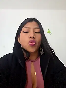 Snapshot of ValeriaJacobs chatting on November 2025 03:14:02 PM ValeriaJacobs online show from November 2025 03:14:02 PM