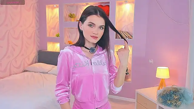 TeriRipka online show from November 2025 07:04:02 PM