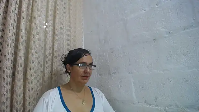 gabbyparker  online show from April 2026 09:44:01 AM