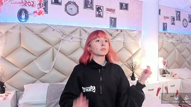 dafnne hall online show from October 2025 04:24:01 AM