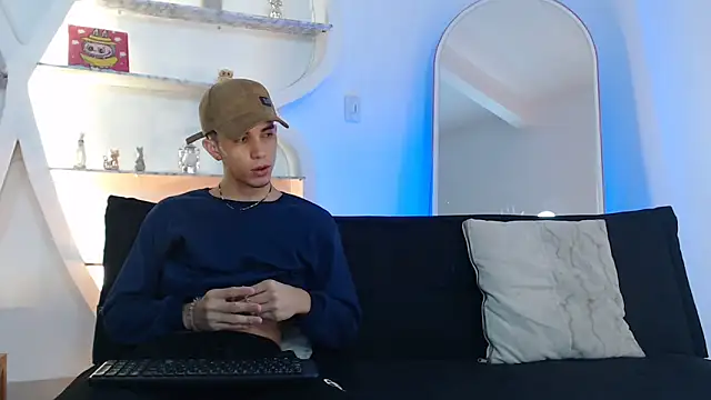 Snapshot of THREE_GUYS_HOT chatting on September 2025 07:26:01 PM THREE GUYS HOT online show from September 2025 07:26:01 PM