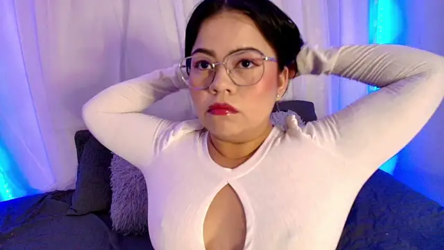 LilyRousee online show from April 2026 03:09:02 AM