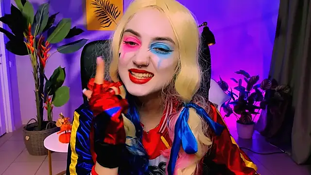 Snapshot of olivianorton chatting on October 2025 03:02:01 PM olivianorton online show from October 2025 03:02:01 PM