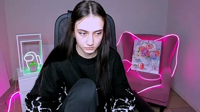 Snapshot of olivianorton chatting on November 2025 05:51:02 PM olivianorton online show from November 2025 05:51:02 PM