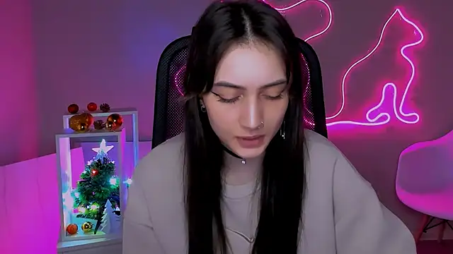 Snapshot of olivianorton chatting on January 2026 12:18:01 PM olivianorton online show from January 2026 12:18:01 PM