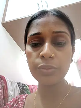 hotshreya69 online show from October 2025 07:45:01 AM