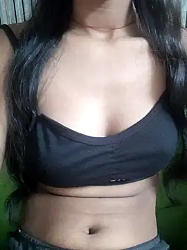 Snapshot of Ragini-Devi chatting on November 2025 03:01:02 PM Ragini-Devi online show from November 2025 03:01:02 PM