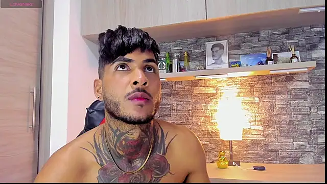 Snapshot of Theimperialboys_ chatting on October 2025 01:22:01 AM Theimperialboys online show from October 2025 01:22:01 AM