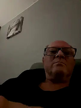 naughtygrandad1 online show from October 2025 04:32:01 AM