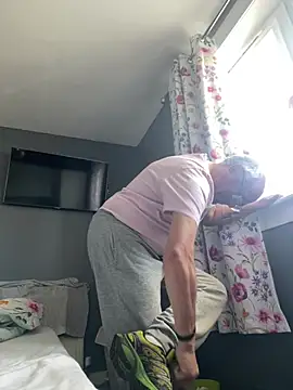 naughtygrandad1 online show from April 2026 10:39:02 AM