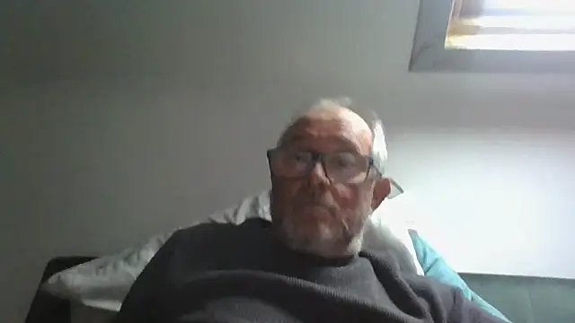 naughtygrandad1 online show from May 2026 05:07:02 PM