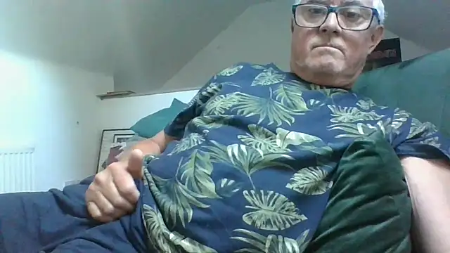 naughtygrandad1 online show from May 2026 08:01:01 AM