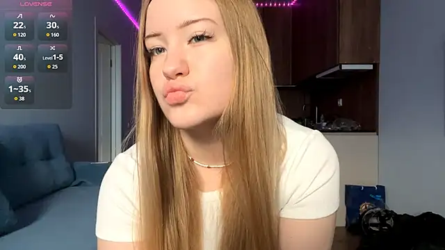 PandaFluff online show from May 2026 04:37:02 PM