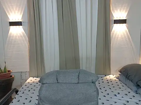 avery in paradisexx online show from October 2025 09:47:01 PM