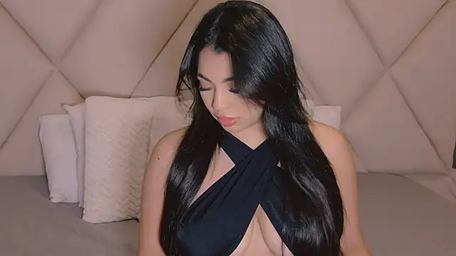 CharlotteeBrownn online show from March 2026 07:19:02 AM