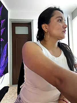 Rouse69  online show from December 2025 12:25:02 PM