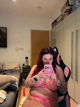 OliviaaFischer online show from April 2026 02:58:02 PM