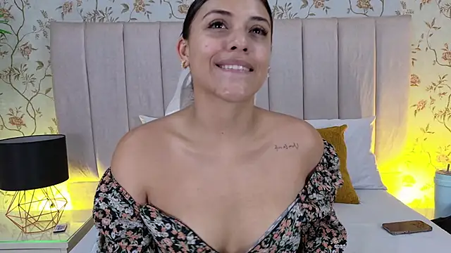 Snapshot of Lexxi_gb chatting on May 2026 08:38:01 PM Lexxi gb online show from May 2026 08:38:01 PM