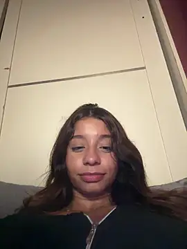 FadaPerigosa online show from March 2026 01:45:02 AM