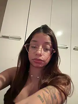 FadaPerigosa online show from April 2026 01:29:01 AM