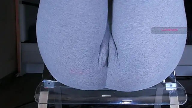 Cameltoe squirt inPants online show from April 2026 08:35:01 AM