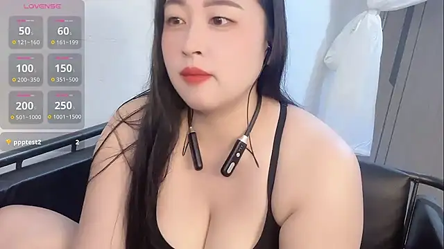 Snapshot of xchenchen chatting on October 2025 08:58:01 AM xchenchen online show from October 2025 08:58:01 AM