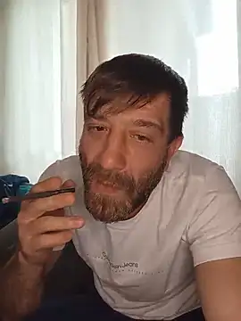 Alexdaniel89 online show from May 2026 04:28:01 AM