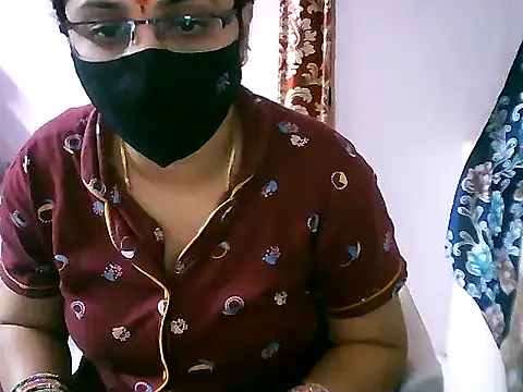 Snapshot of jannu6482 chatting on September 2025 02:20:01 PM jannu6482 online show from September 2025 02:20:01 PM