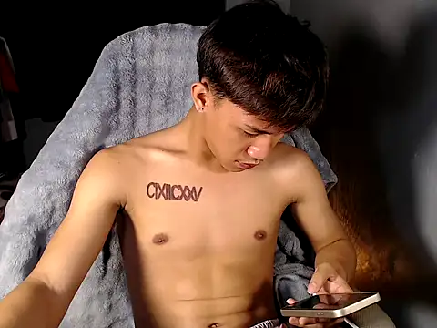 naughtyboyloy 0 online show from April 2026 05:24:02 PM