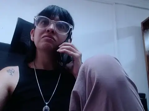 Snapshot of dalila_macherano1 chatting on September 2025 05:18:01 PM dalila macherano1 online show from September 2025 05:18:01 PM