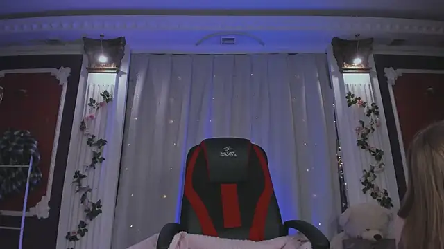 -Seava online show from December 2025 09:00:01 PM