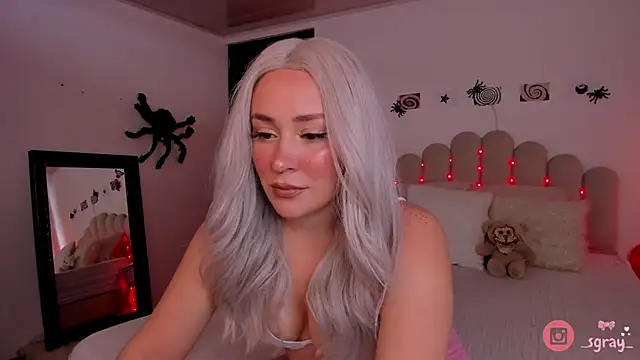 sofi graay online show from October 2025 07:45:02 PM