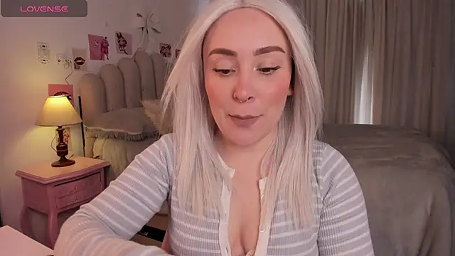 Snapshot of sofi_graay chatting on February 2026 09:27:01 PM sofi graay online show from February 2026 09:27:01 PM