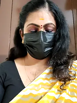 Sweetie swetha37 online show from October 2025 05:01:01 PM