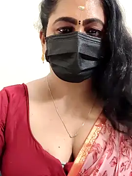 Snapshot of Sweetie_swetha37 chatting on February 2026 02:43:01 PM Sweetie swetha37 online show from February 2026 02:43:01 PM