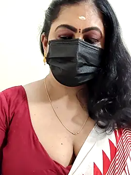 Snapshot of Sweetie_swetha37 chatting on February 2026 06:24:02 PM Sweetie swetha37 online show from February 2026 06:24:02 PM