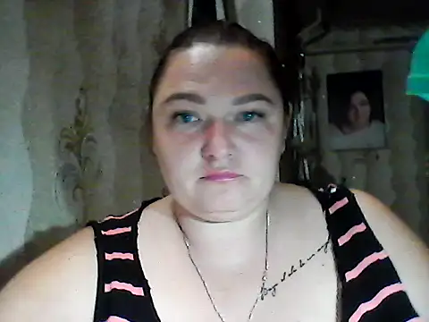 AngelQSky online show from November 2025 08:55:01 PM