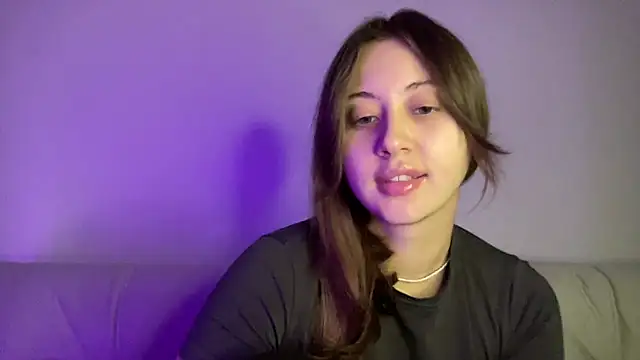 StellarAlice online show from November 2025 02:57:02 PM