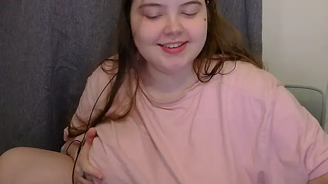 brattyprincessemma online show from April 2026 07:27:02 PM
