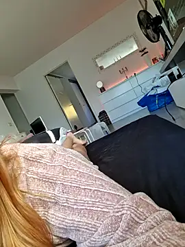 NibbleSweetie online show from October 2025 01:20:02 PM